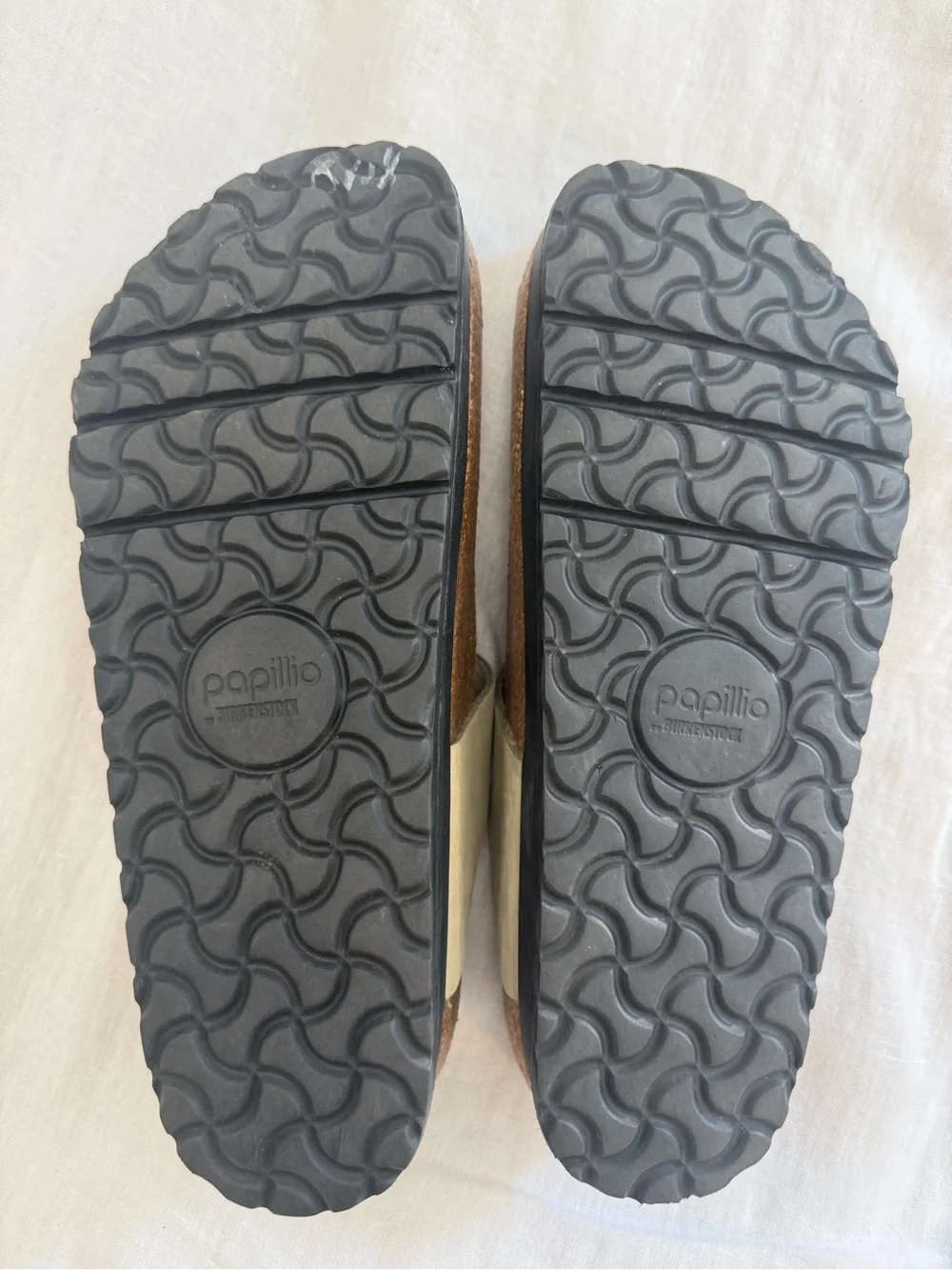 Birkenstock Papillio Gizeh Flex Platform Nubuck Leather
